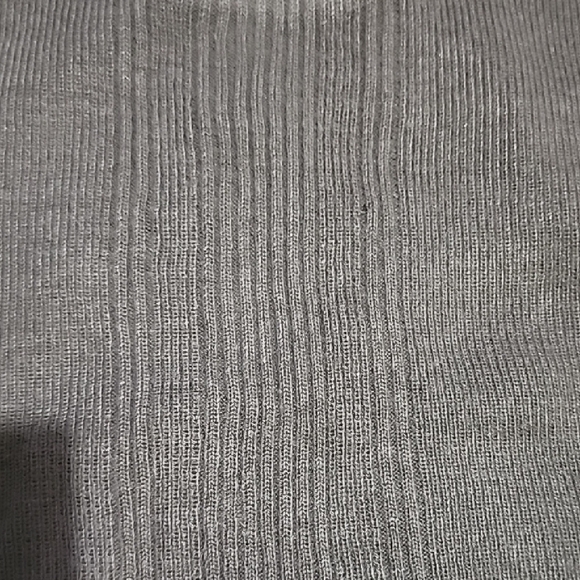 Striped Ribbed Sleeveless Top - Picture 2 of 15